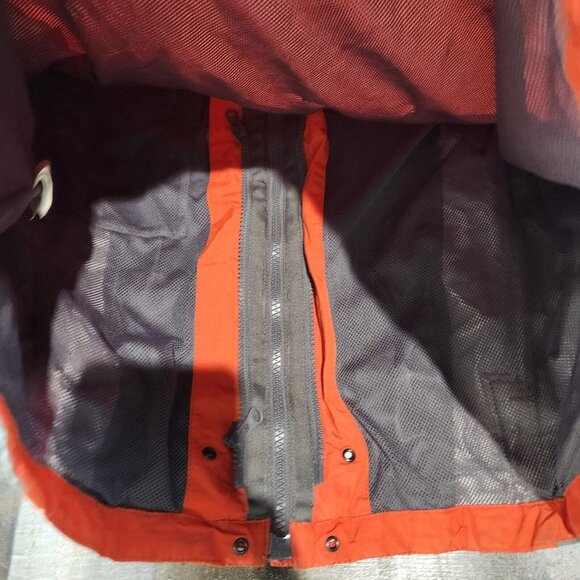 Mens Millet Dry Edge size L Large Thin Lightweight Winter Jacket Liner Only - Picture 7 of 10